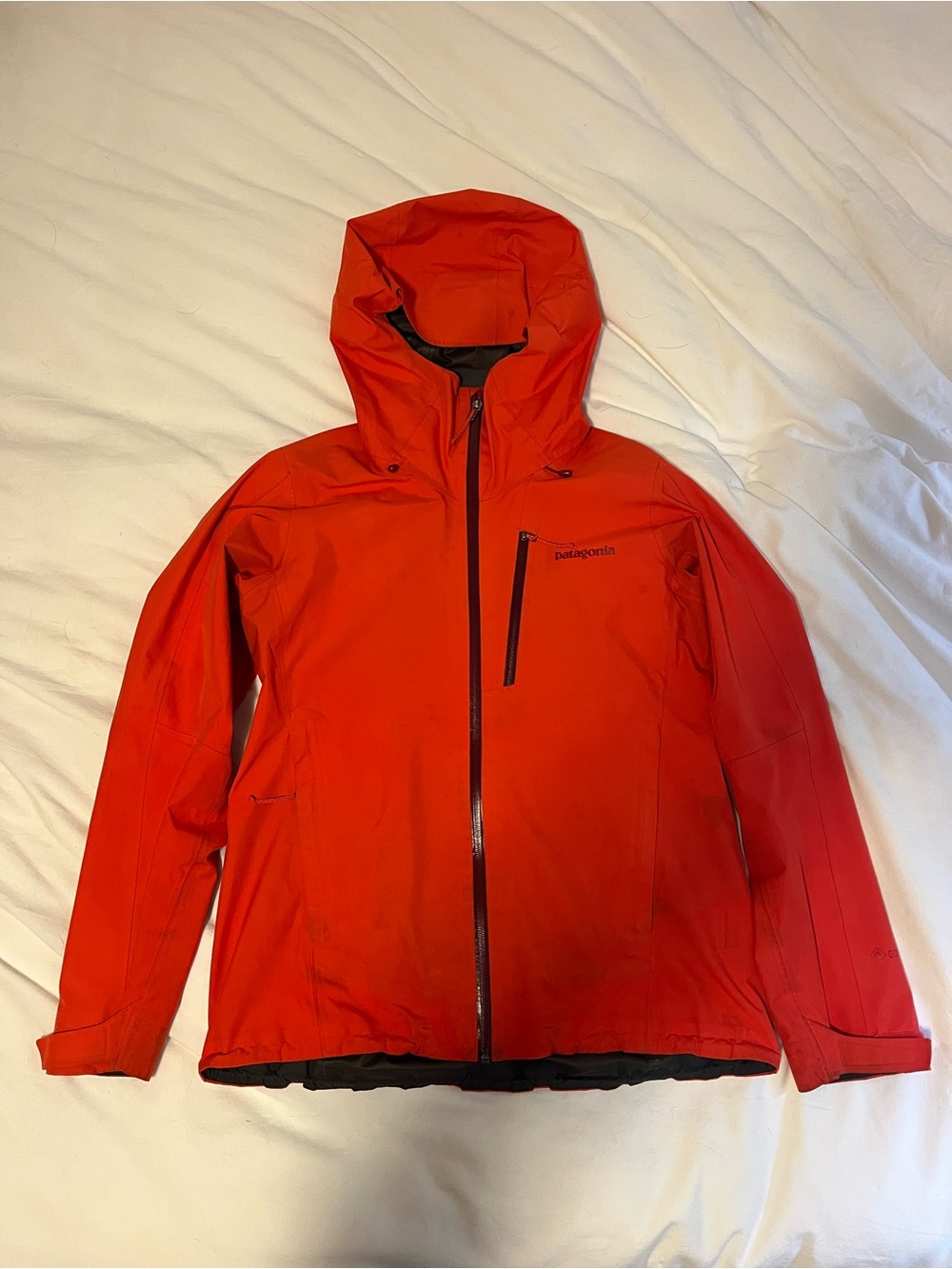 Women’s Patagonia gortex shell